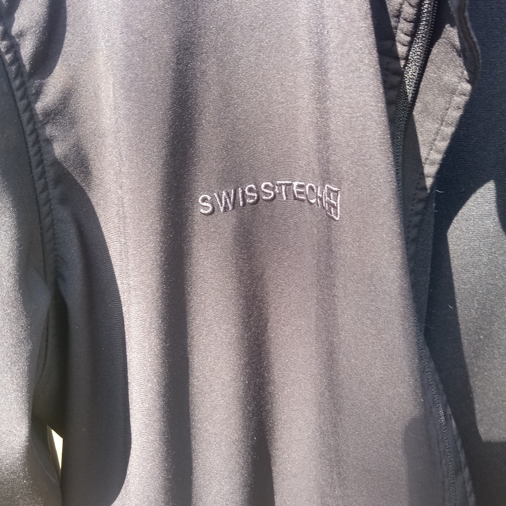 Swisstech Jacket - image 8
